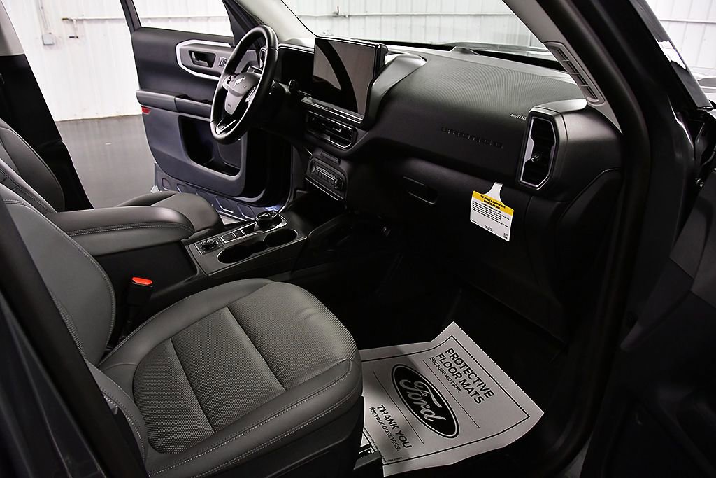 Used 2025 Ford Bronco Sport Badlands image 28