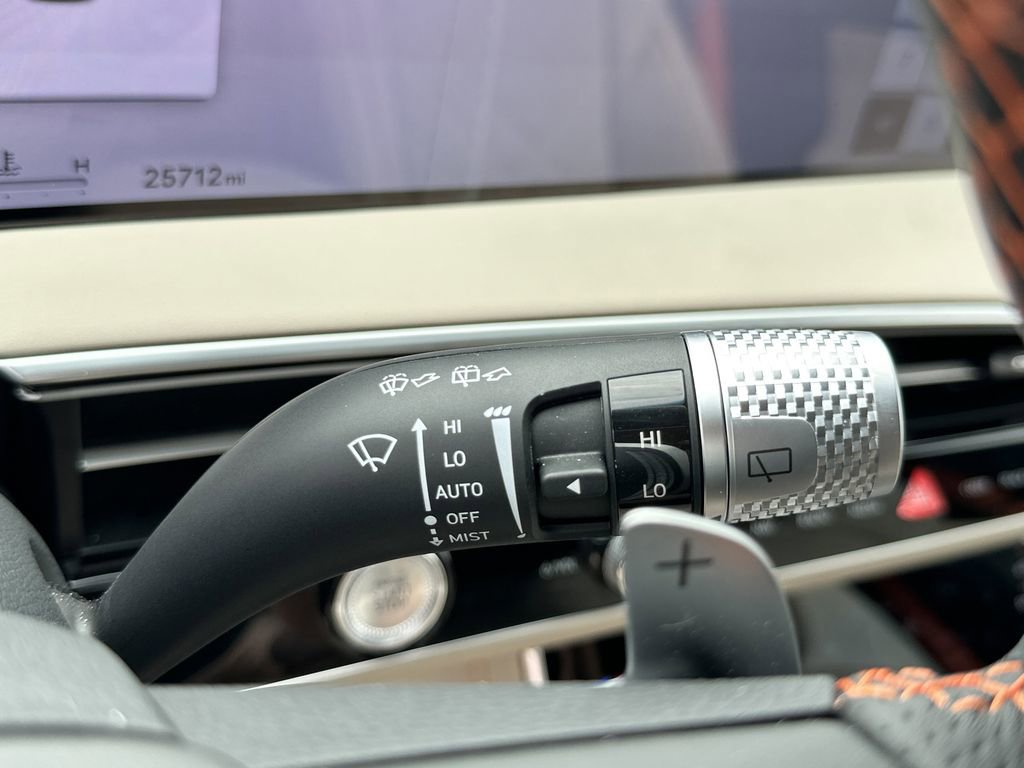 Used 2026 Genesis GV70 3.5T Sport Prestige image 23