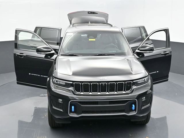 Used 2024 Jeep Grand Cherokee Overland w/ Advanced Protech Group III image 51