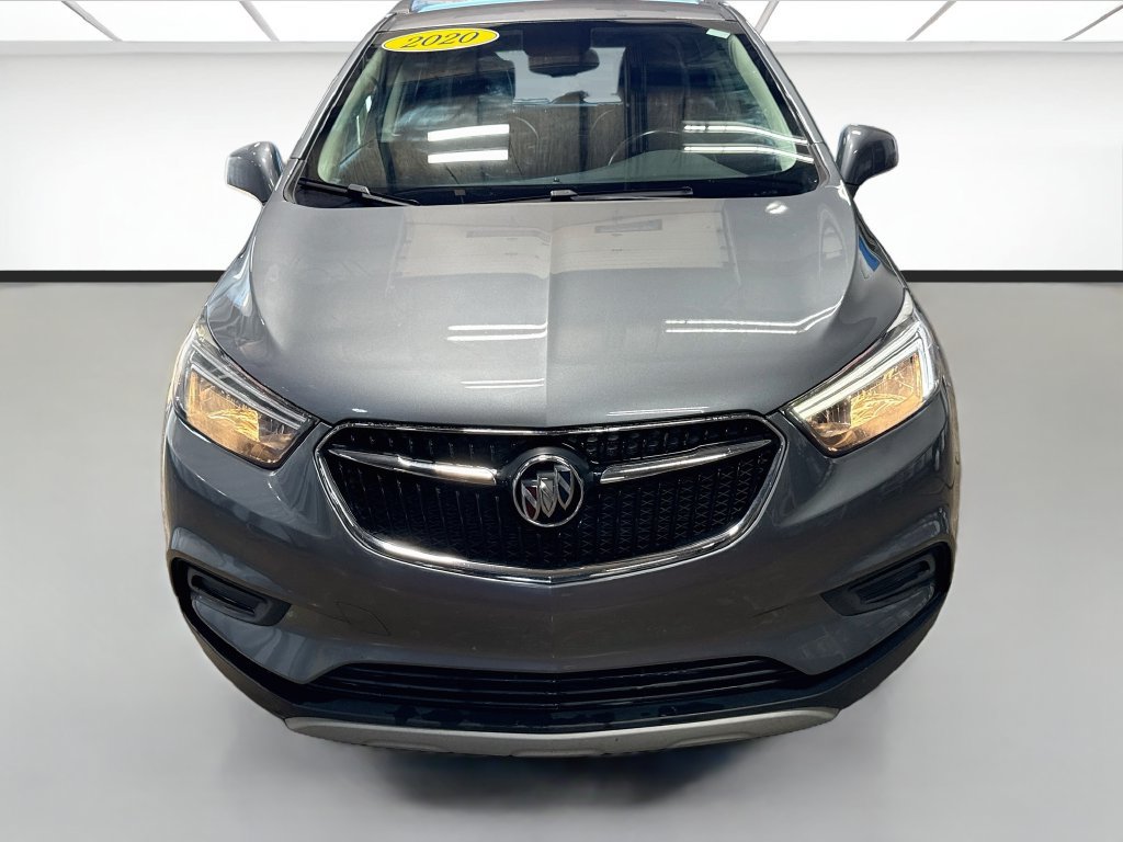 Used 2020 Buick Encore Preferred FWD image 2