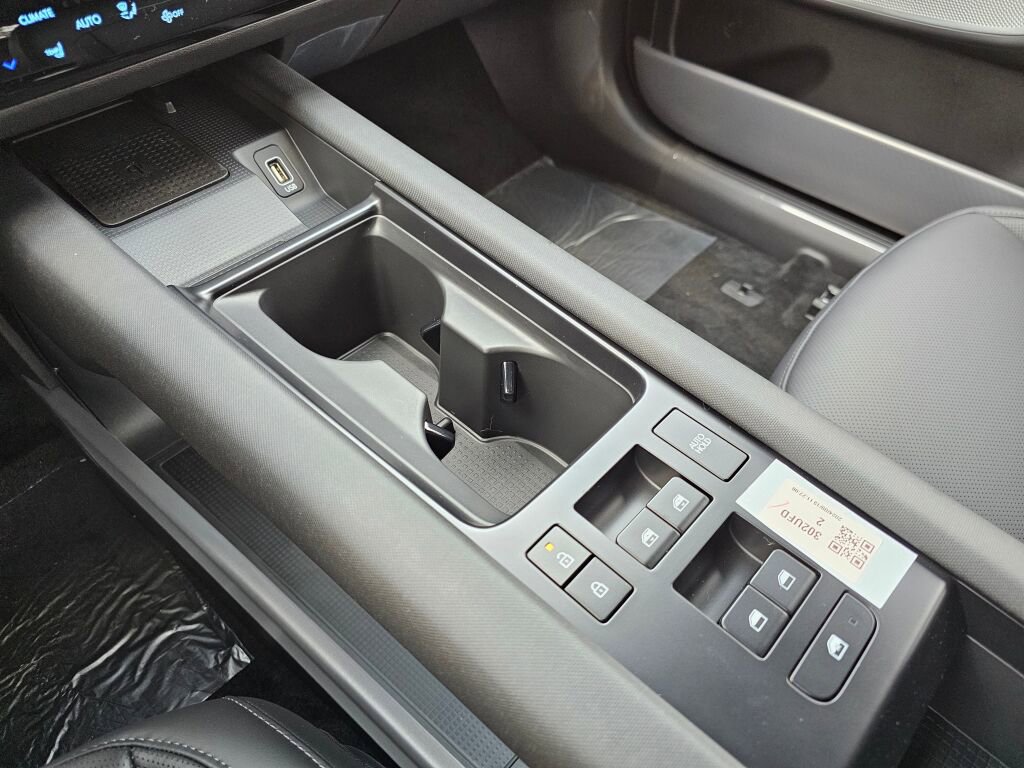 New 2025 Hyundai Ioniq 6 SEL image 27