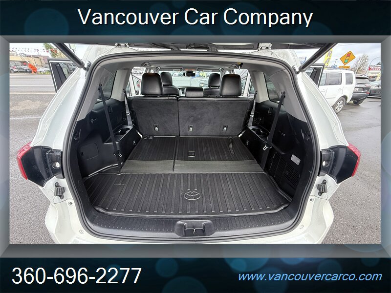 Used 2019 Toyota Highlander XLE AWD/4WD image 18