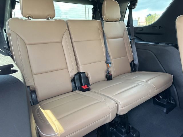 Used 2024 Chevrolet Tahoe Premier AWD/4WD image 13