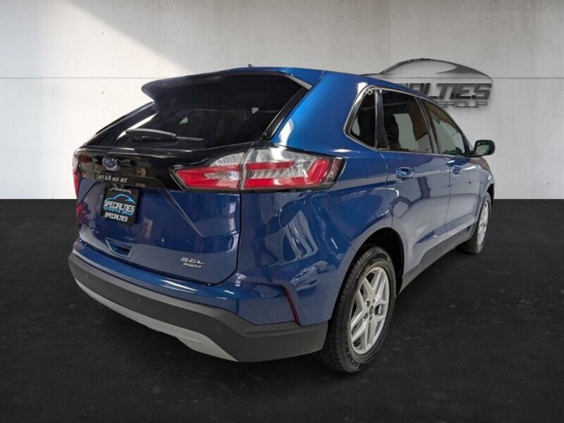 Used 2024 Ford Edge SEL AWD/4WD image 10