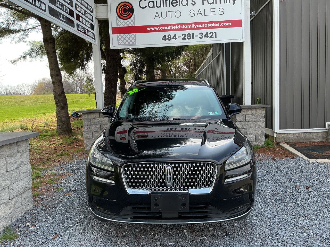 Used 2020 Lincoln Corsair AWD w/ Equipment Group 101A image 2