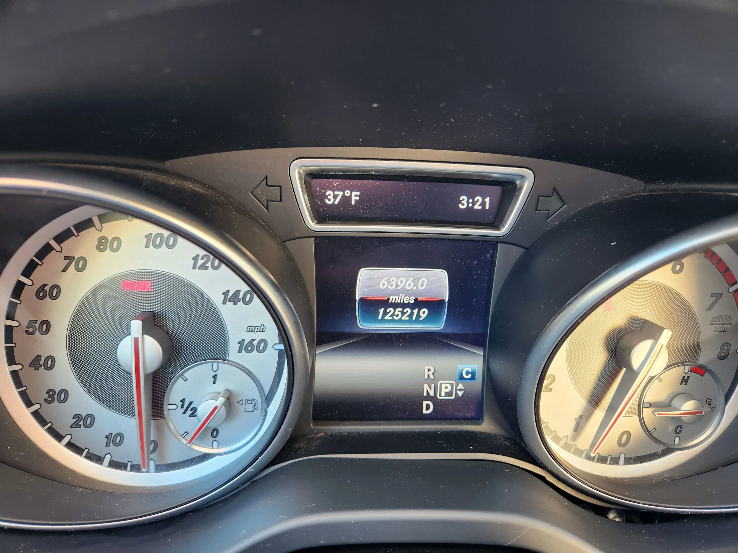 Used 2017 Mercedes-Benz GLA 250 image 32