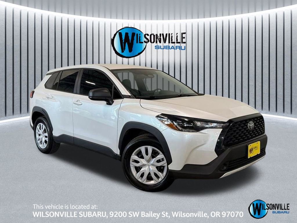 Used 2024 Toyota Corolla Cross L image 1