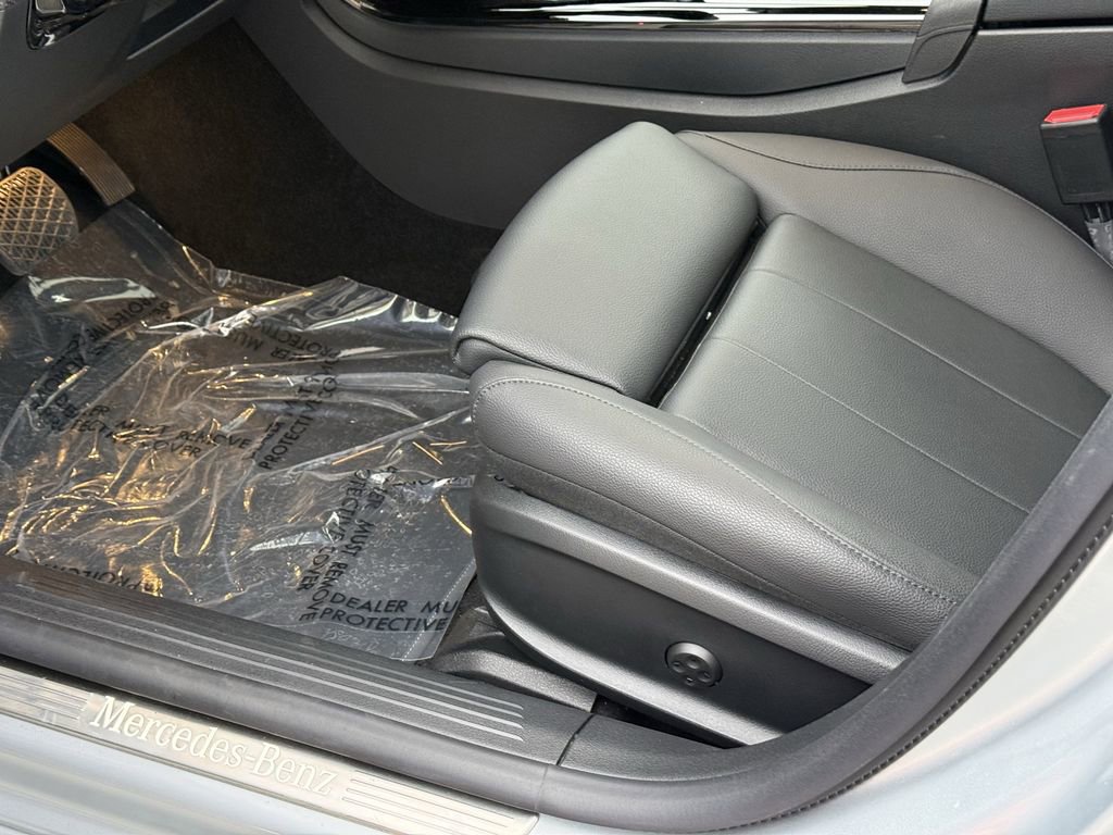 Certified 2025 Mercedes-Benz CLA 250 4MATIC image 16