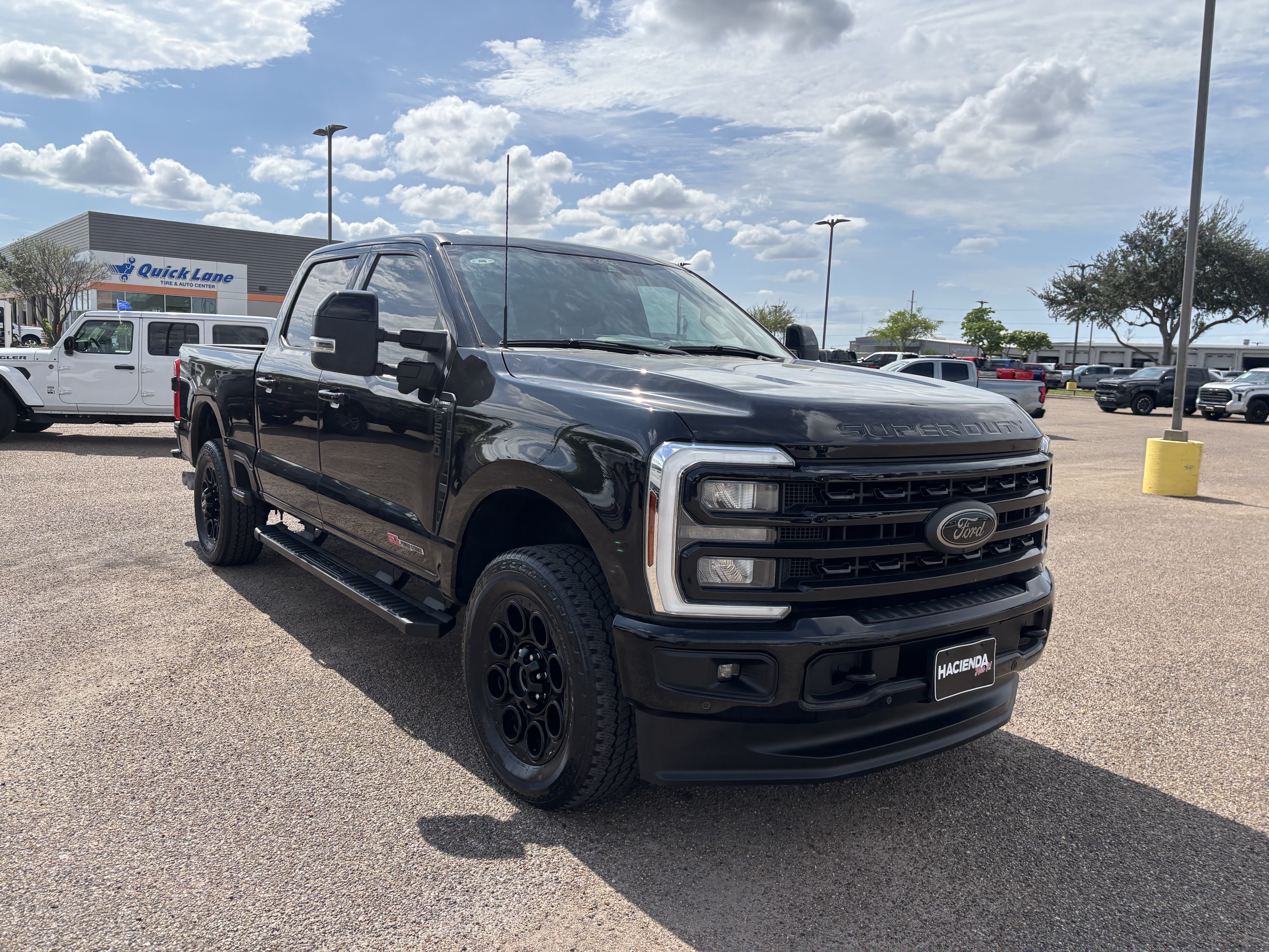 Certified 2024 Ford F250 Lariat w/ Lariat Ultimate Package AWD/4WD image 5