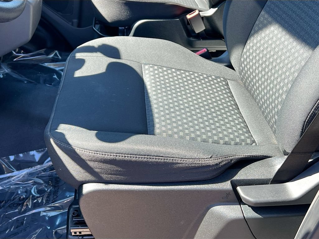 Used 2023 Ford E-Transit Medium Roof RWD image 19