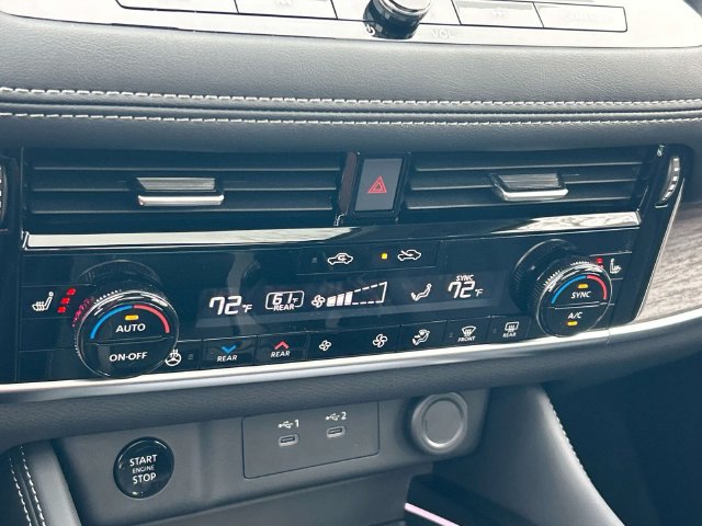 New 2026 Nissan Rogue Platinum w/ Tech Package AWD/4WD image 33