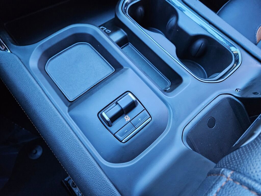 Used 2024 GMC Sierra 3500 AT4 w/ AT4 Premium Plus Package image 26