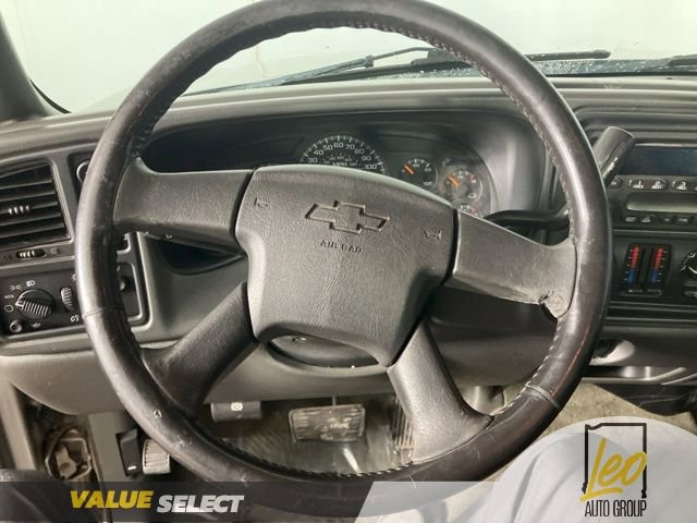 Used 2005 Chevrolet Silverado 1500 LS w/ Light Duty Power Package AWD/4WD image 12