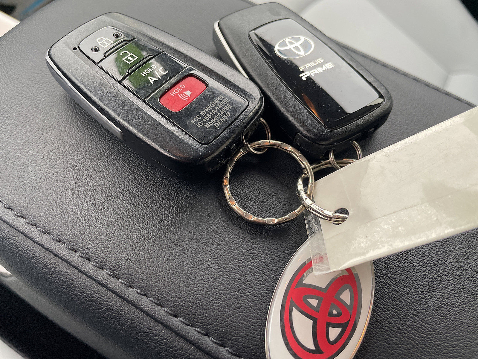 Used 2017 Toyota Prius Prime Premium image 67