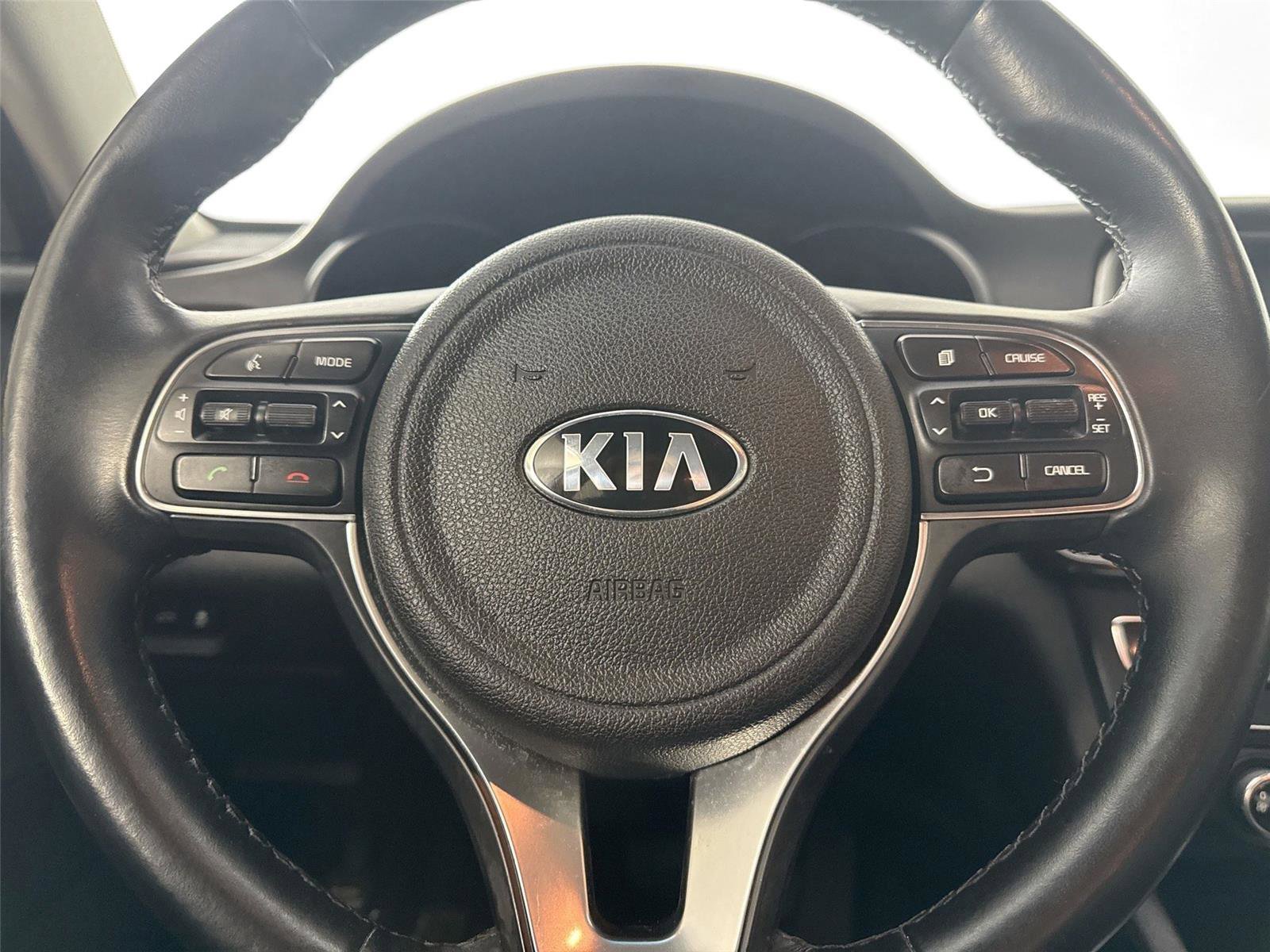 Used 2018 Kia Optima S image 15