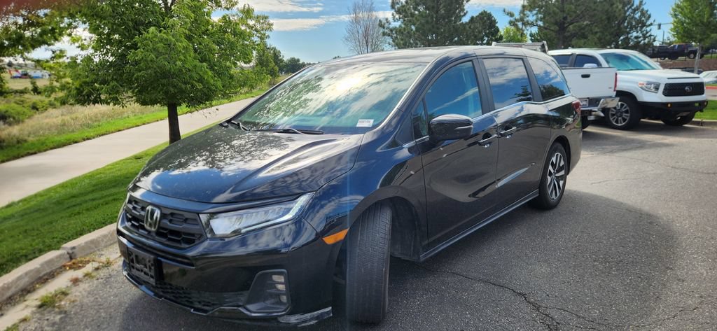 Used 2025 Honda Odyssey EX-L image 2