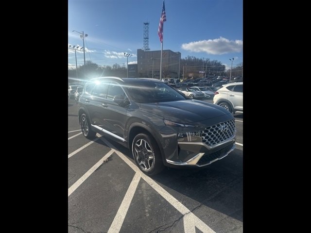 Used 2023 Hyundai Santa Fe Limited w/ Cargo Package image 2