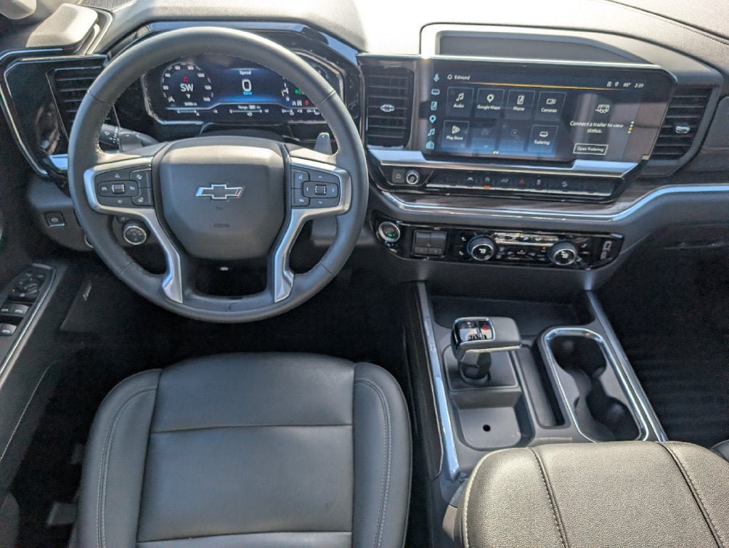 Used 2024 Chevrolet Silverado 1500 LT Trail Boss w/ Convenience Package II AWD/4WD image 29