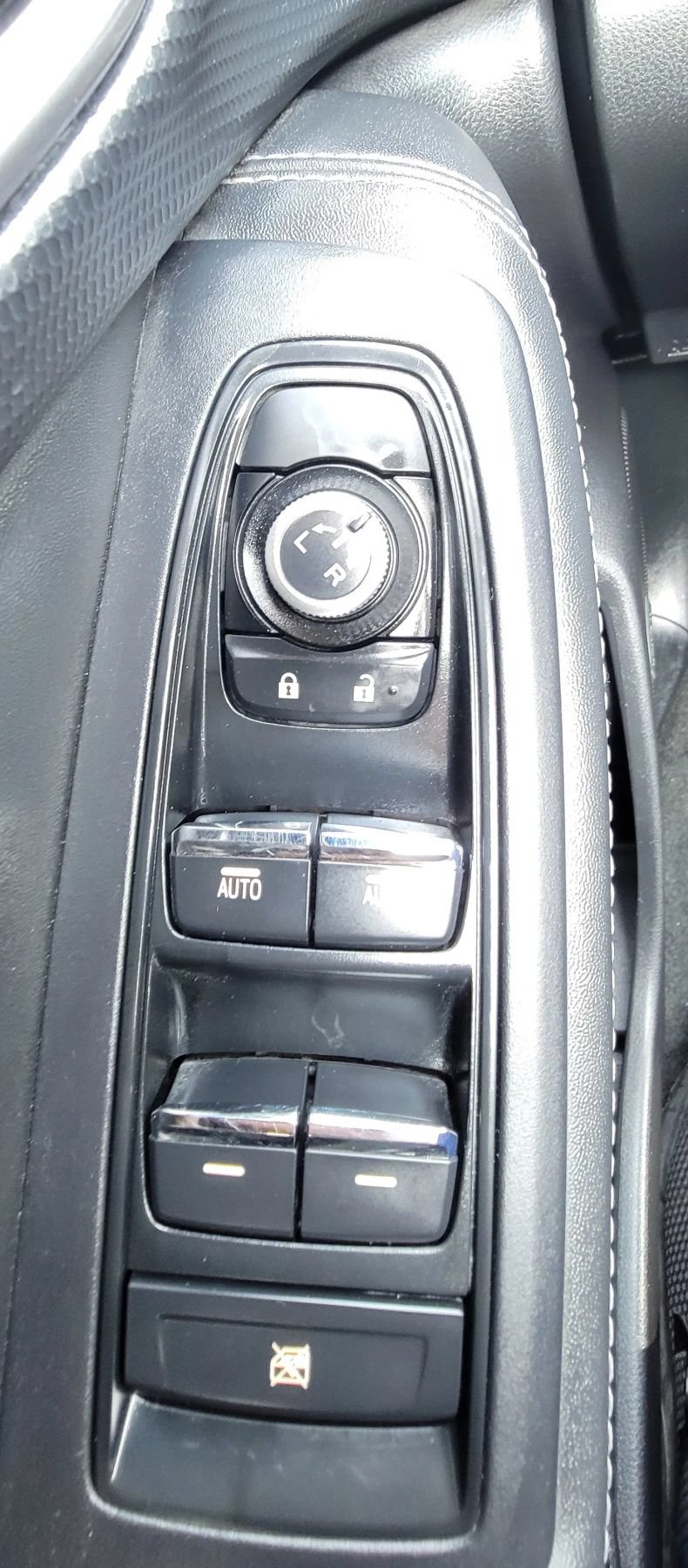 Used 2019 Subaru Forester Limited AWD/4WD image 18