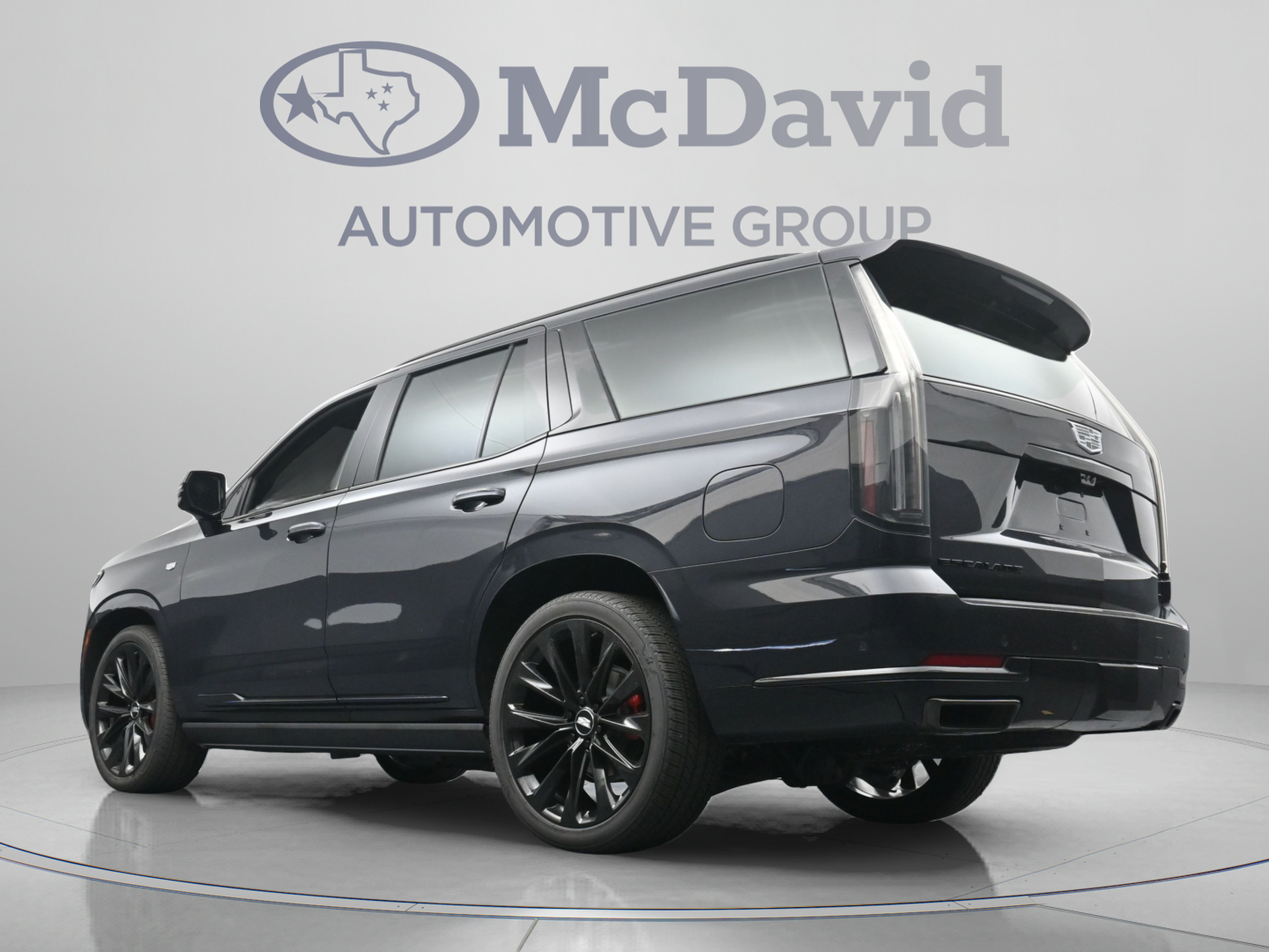 Used 2026 Cadillac Escalade Platinum Sport w/ LPO, ONYX Package AWD/4WD image 28
