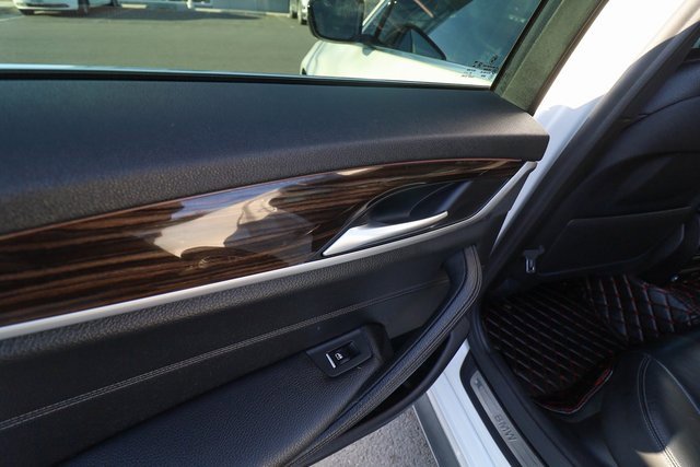 Used 2020 BMW 530i xDrive 530i xDrive w/ Convenience Package image 39