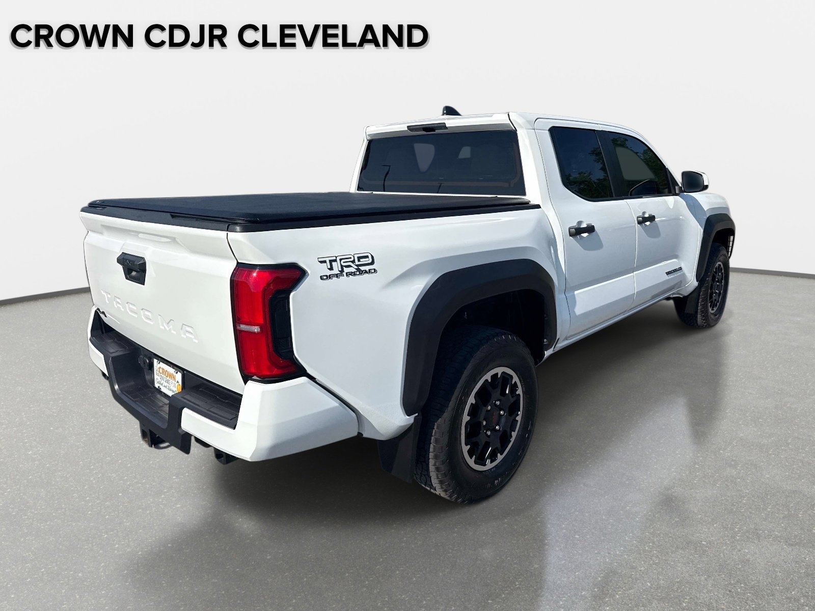 Used 2024 Toyota Tacoma TRD Off-Road AWD/4WD image 5