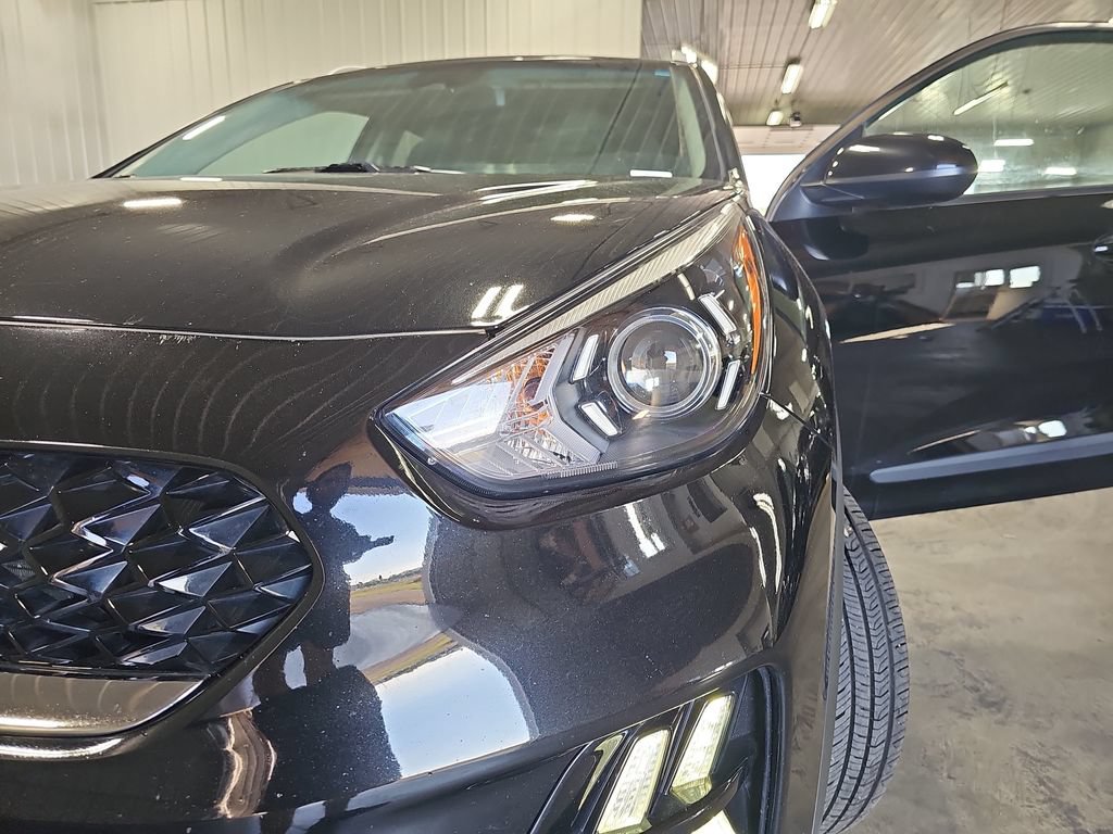 Used 2021 Kia Niro LXS FWD image 30