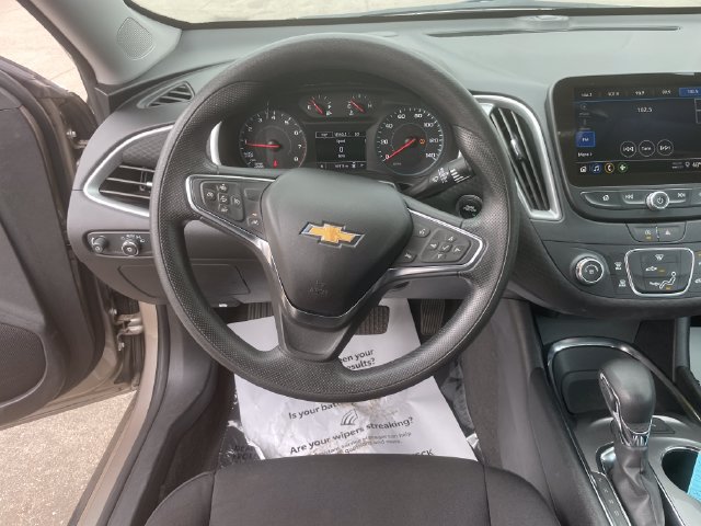 Used 2024 Chevrolet Malibu LS FWD image 23