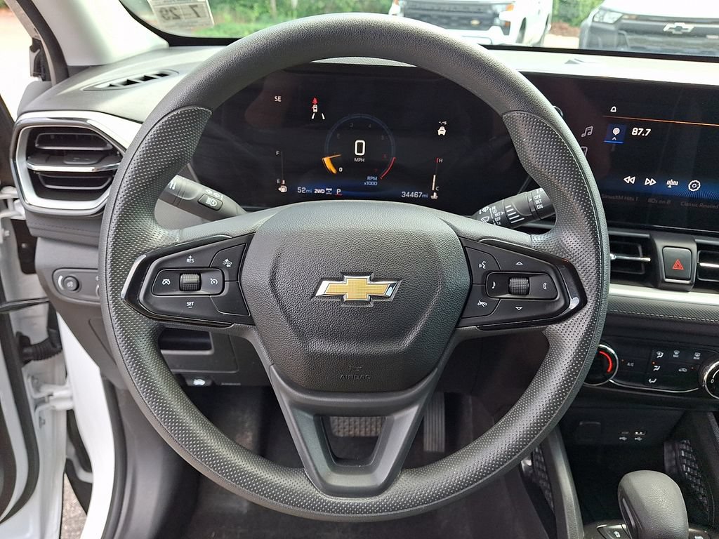 Certified 2025 Chevrolet TrailBlazer LS w/ LS Convenience Package AWD/4WD image 19