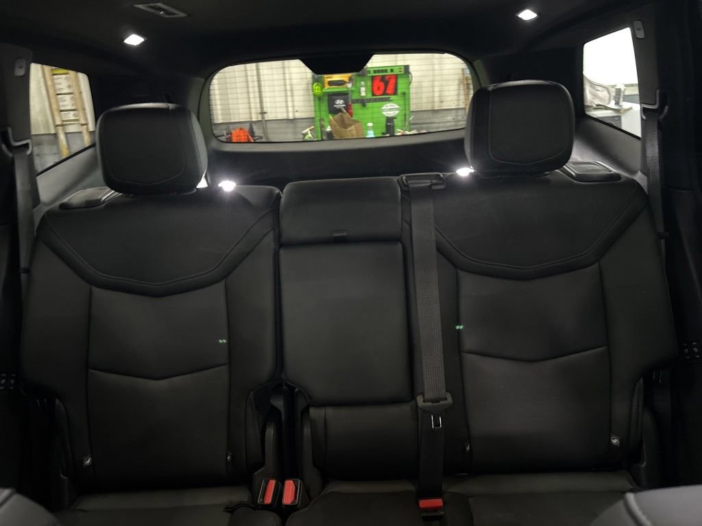 Used 2024 Cadillac XT6 Sport w/ LPO, Floor Liner Package AWD/4WD image 24