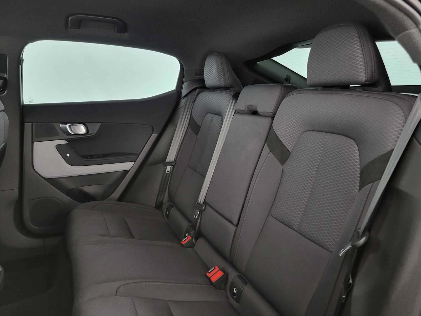 Used 2024 Polestar Polestar 2 RWD image 17