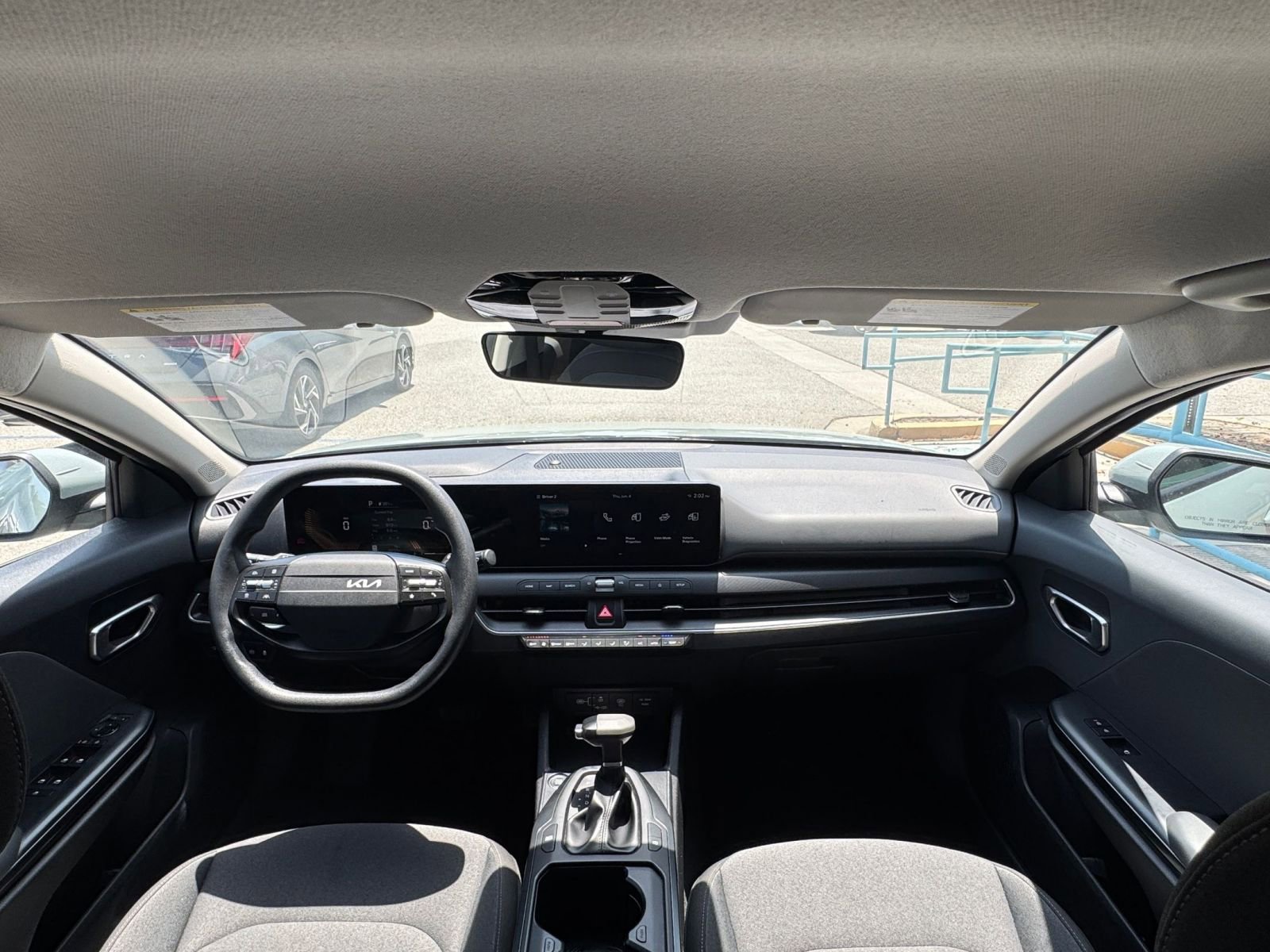 Used 2025 Kia K4 FWD image 33