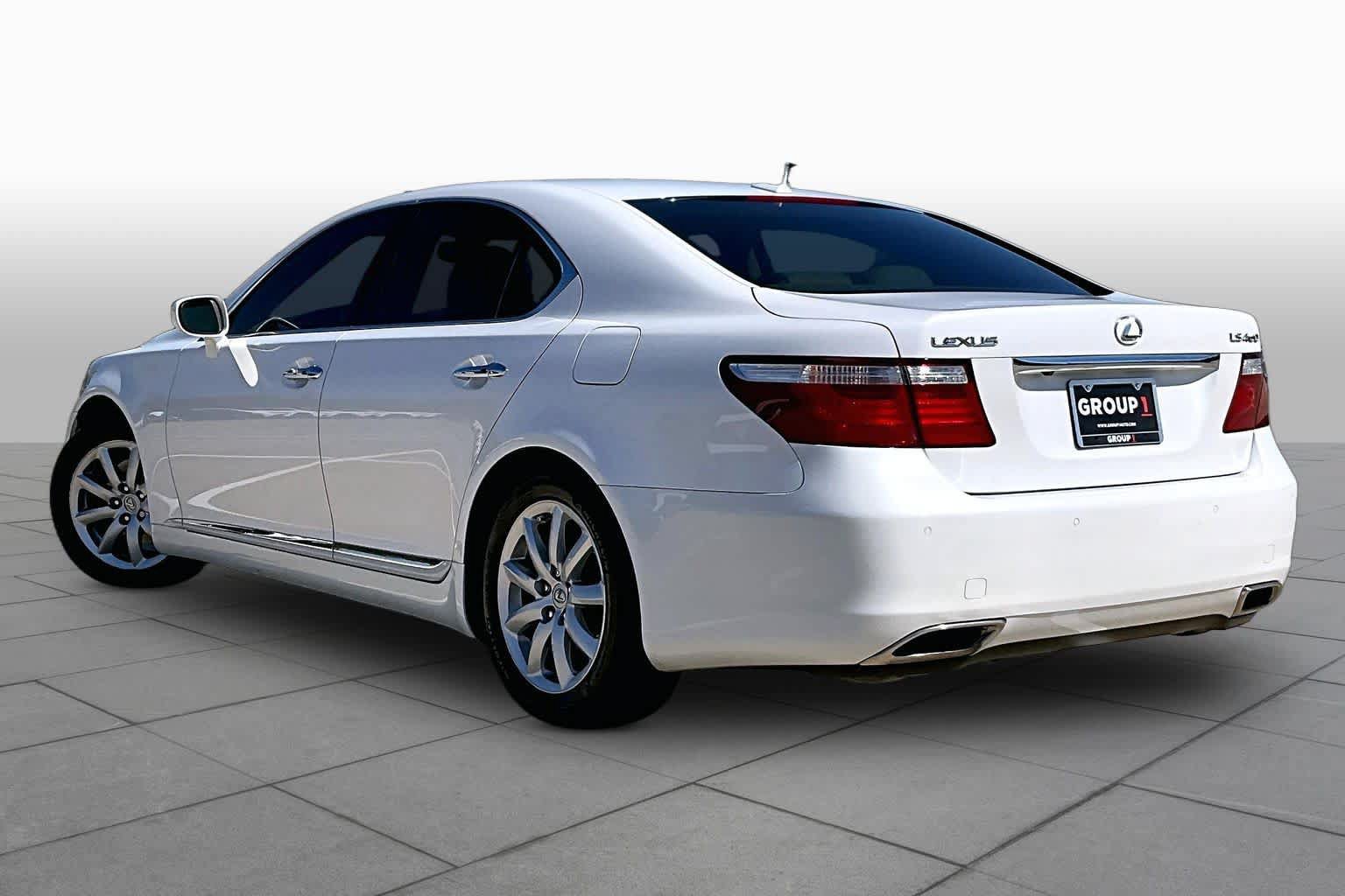 Used 2008 Lexus LS 460 RWD image 10