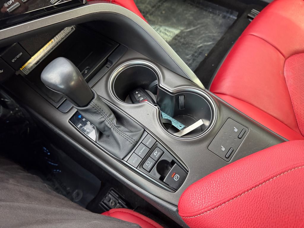 Used 2021 Toyota Camry XSE w/ Navigation Upgrade Package image 23