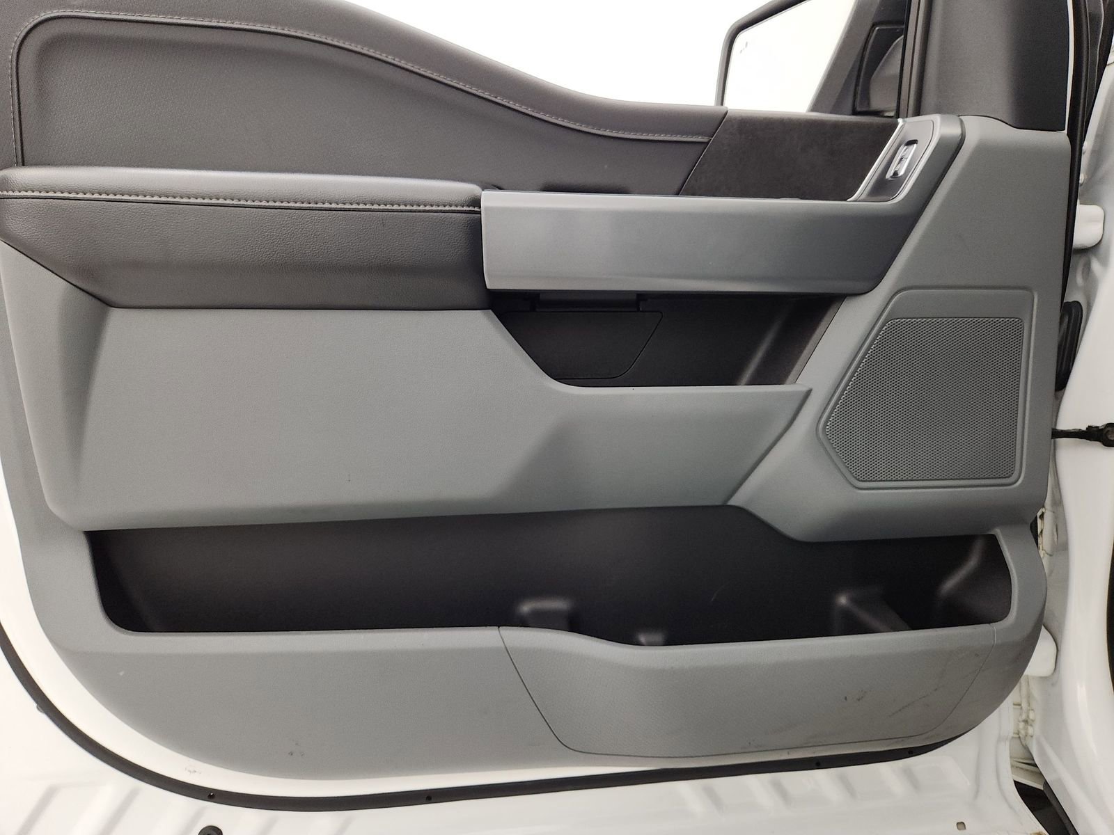 Used 2024 Ford F150 XLT w/ FX4 Off-Road Package image 10