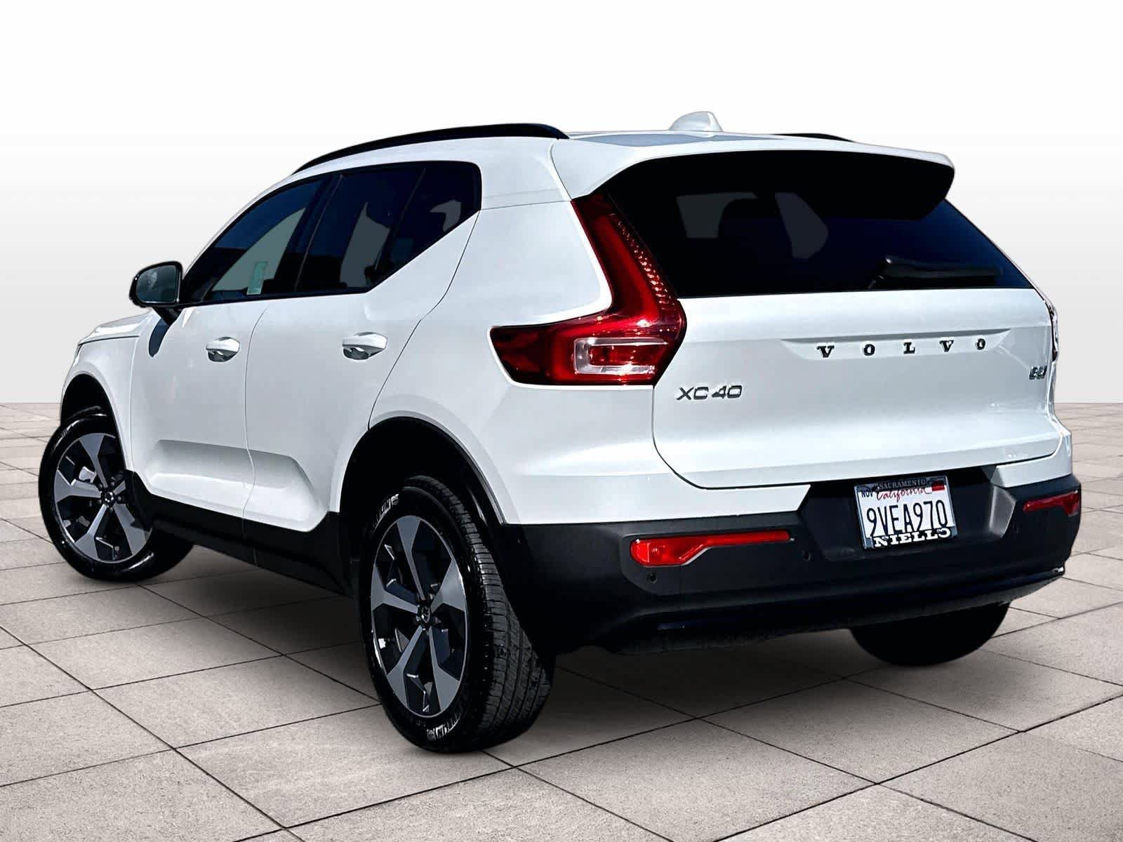 Used 2026 Volvo XC40 B5 Plus w/ Protection Package Premier AWD/4WD image 15