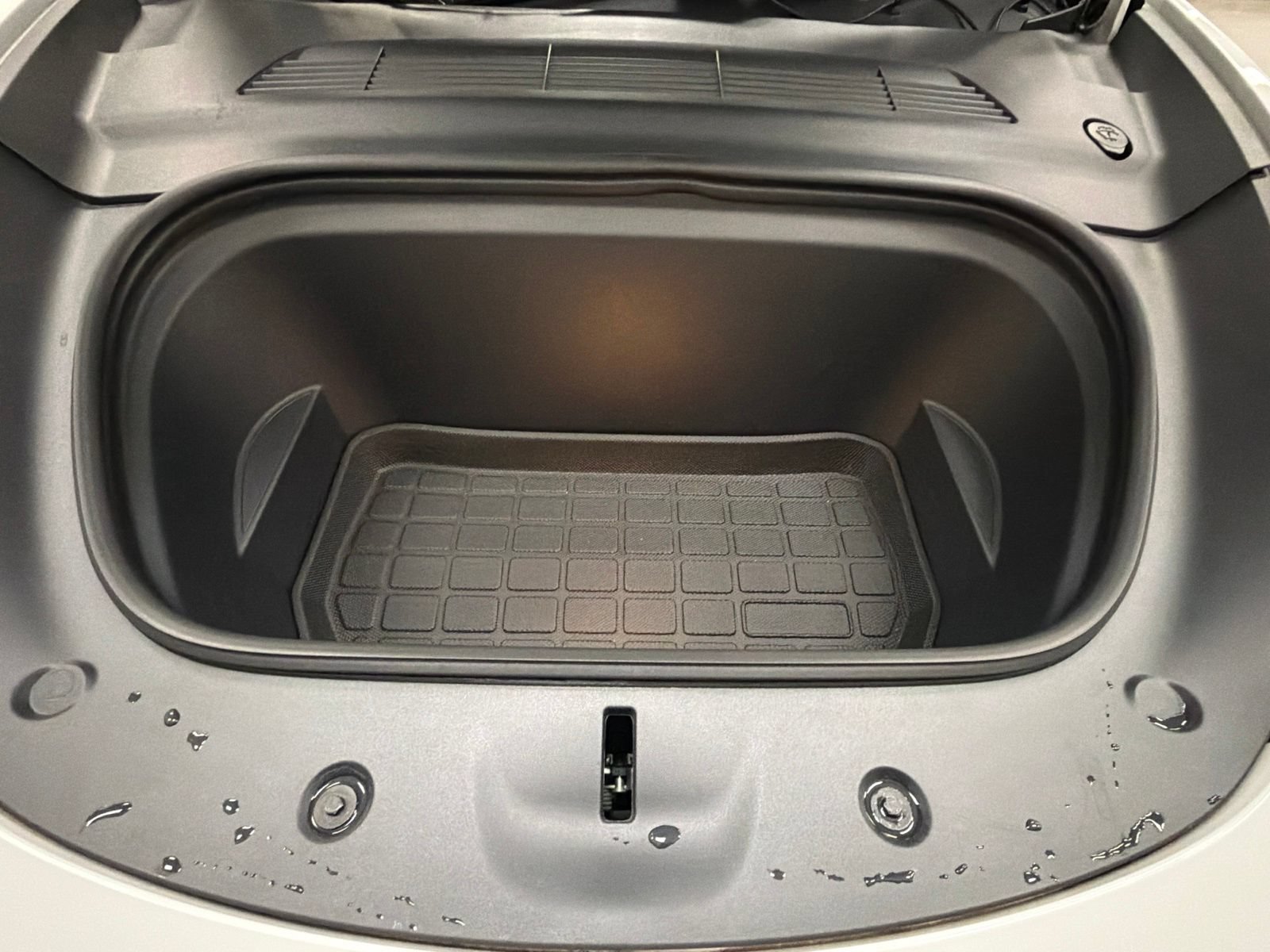 Used 2020 Tesla Model Y Long Range AWD/4WD image 37