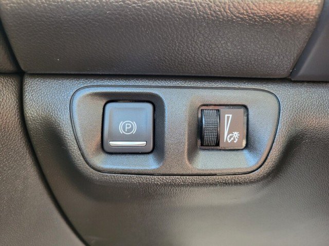Used 2021 GMC Acadia SLT w/ Elevation Edition FWD image 19