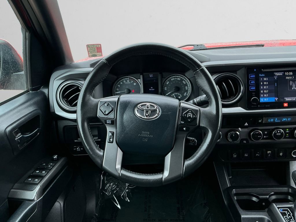 Used 2017 Toyota Tacoma TRD Off-Road AWD/4WD image 12