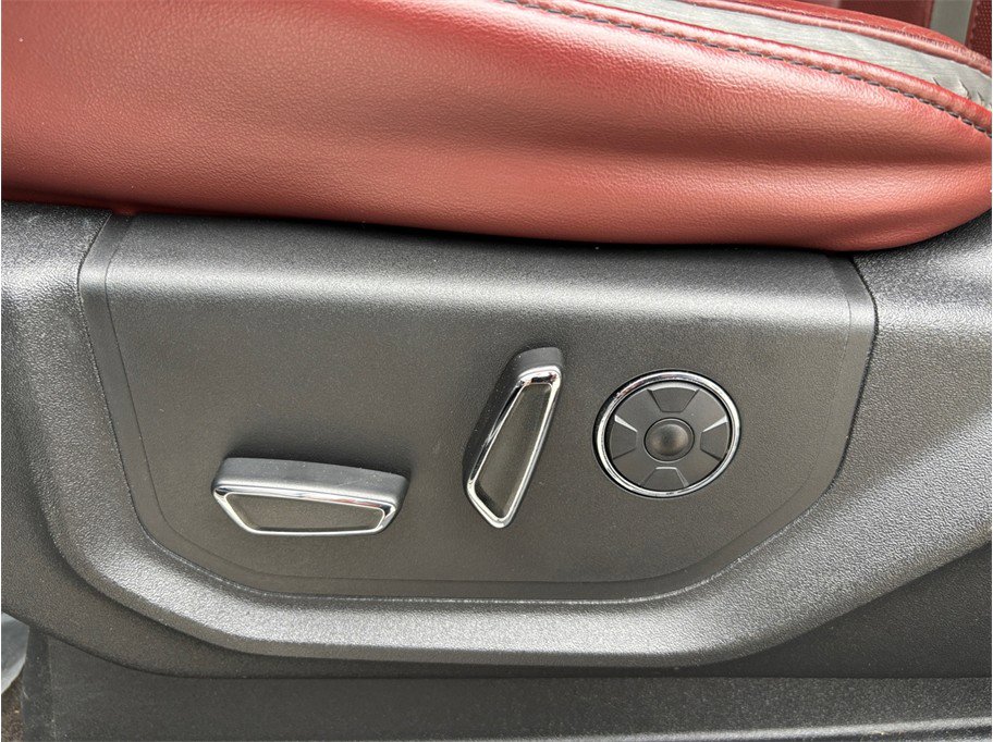 Used 2018 Ford F250 Platinum w/ Platinum Ultimate Package image 22