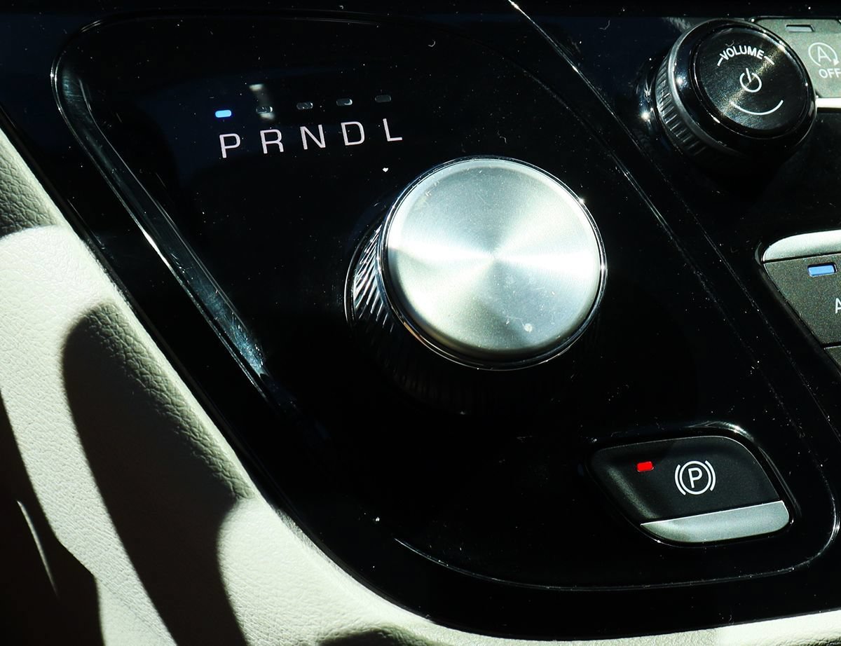 Used 2024 Chrysler Pacifica Touring-L FWD image 57