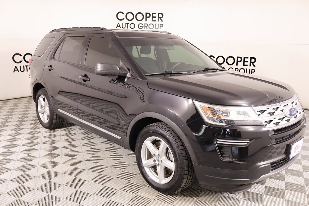 Used 2019 Ford Explorer XLT image 1