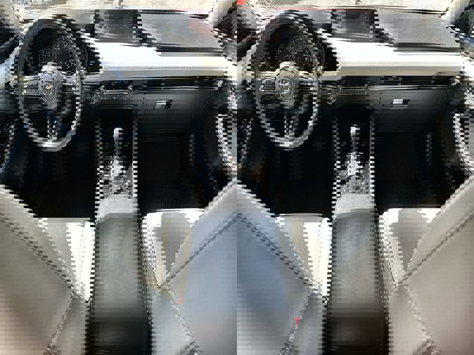 Used 2025 MAZDA MAZDA3 2.5 Turbo Sedan w/Premium Plus image 20