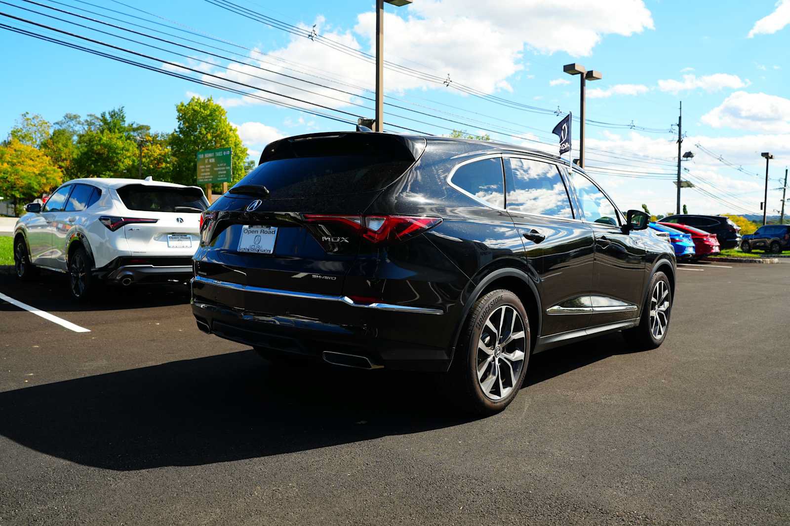 Used 2024 Acura MDX w/ Technology Package AWD/4WD image 7