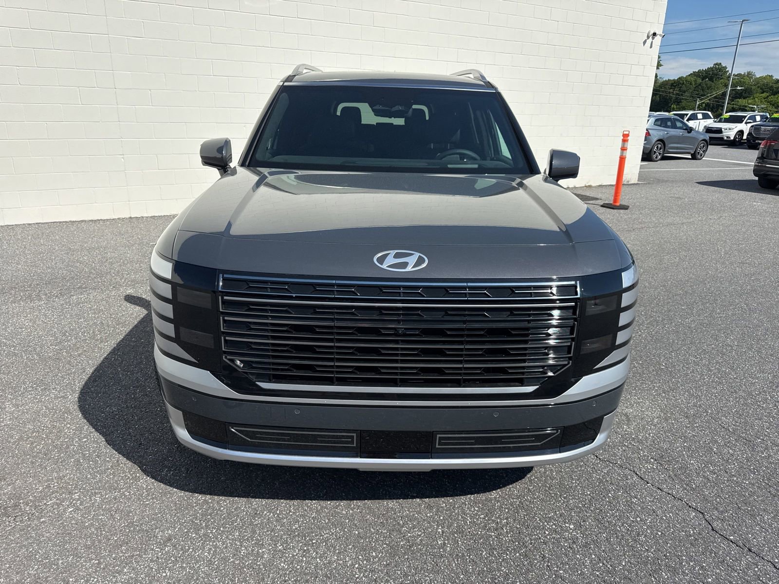 Used 2026 Hyundai Palisade Calligraphy AWD/4WD image 2