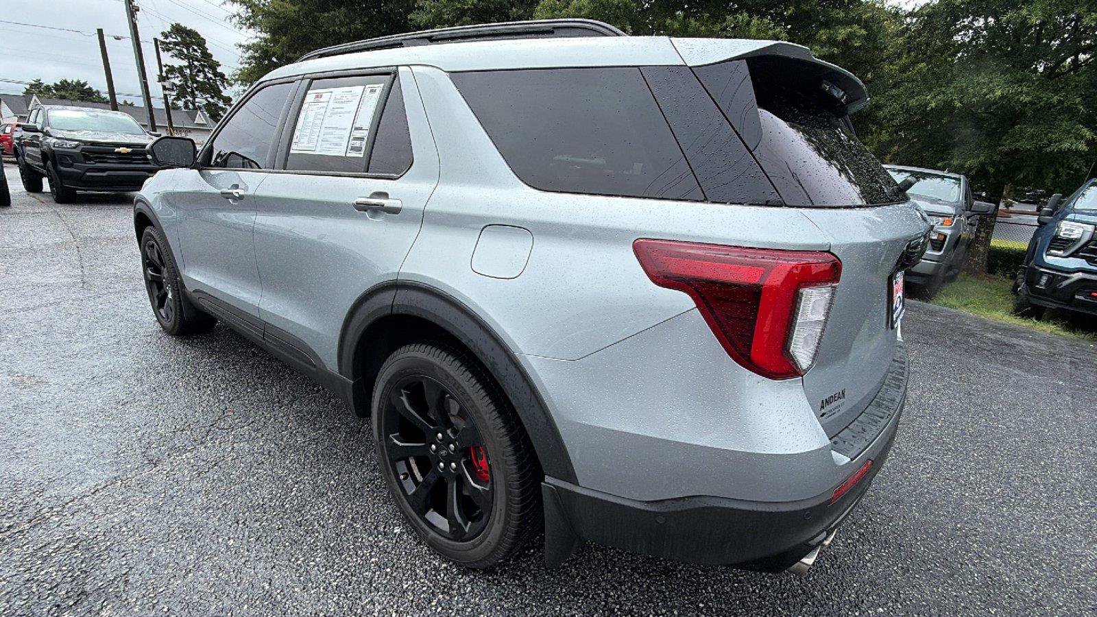 Used 2023 Ford Explorer ST w/ Equipment Group 401A AWD/4WD image 11