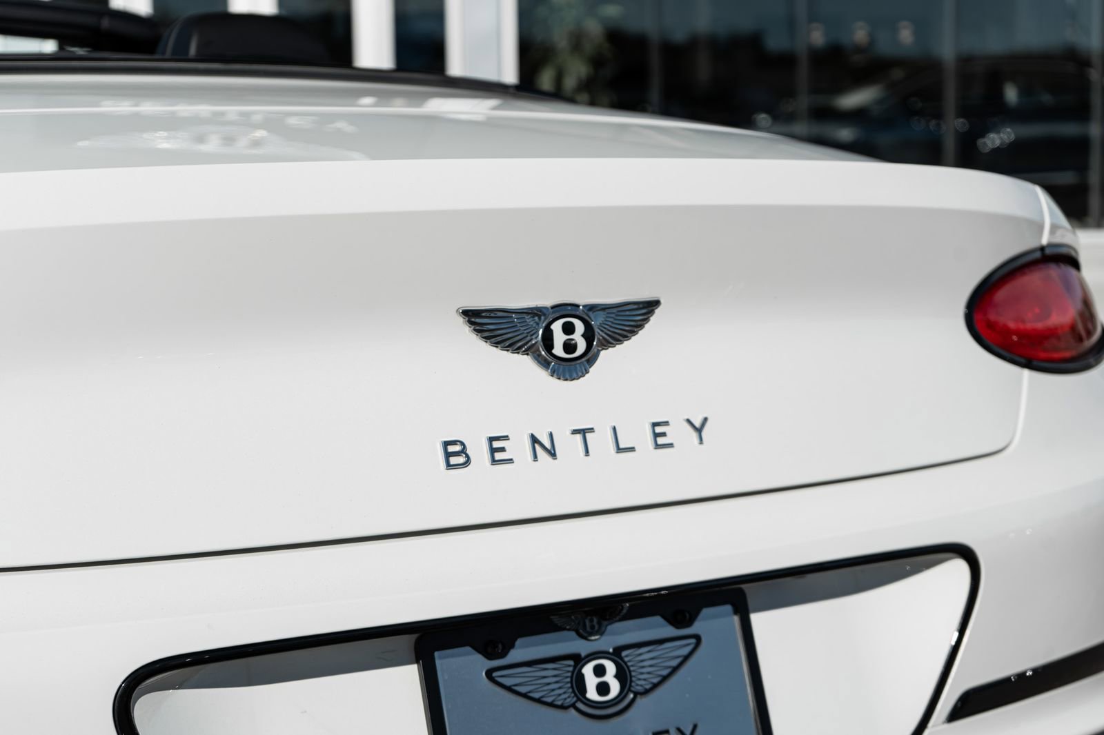 Used 2022 Bentley Continental GT image 11