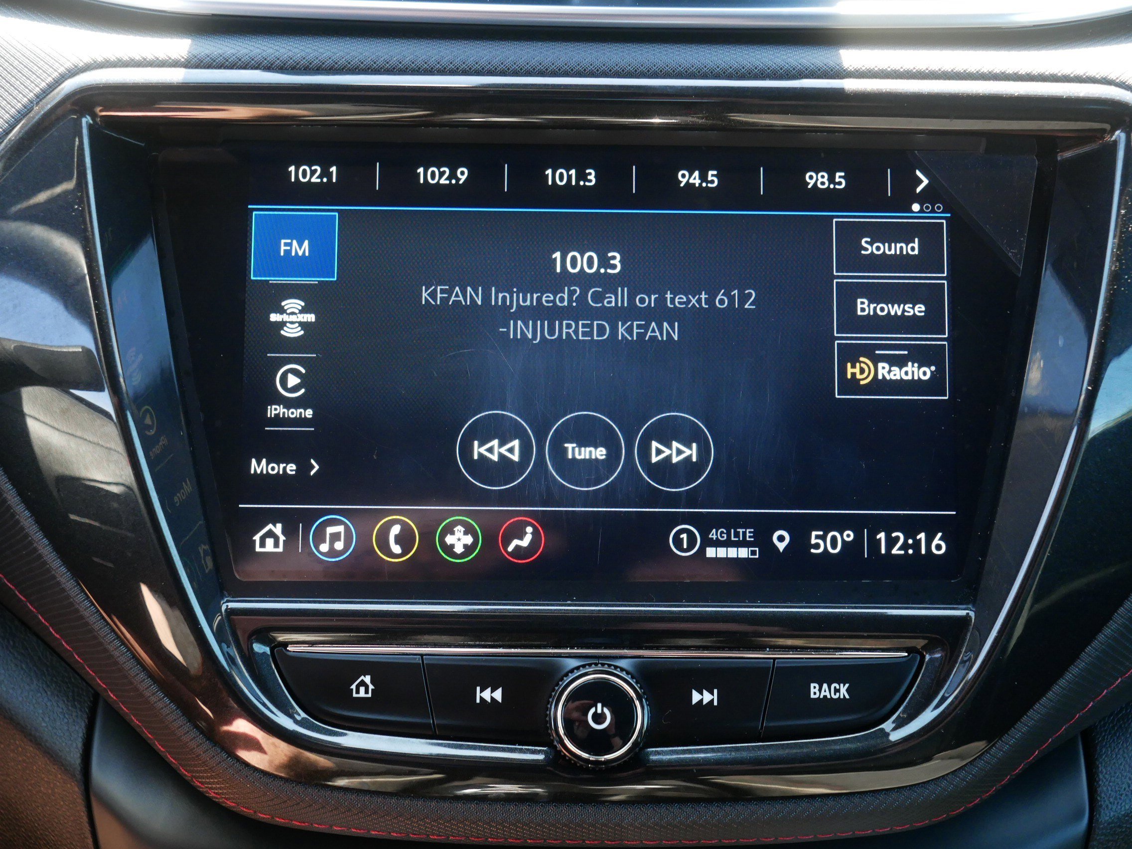 Used 2021 Chevrolet TrailBlazer RS w/ Technology Package image 22