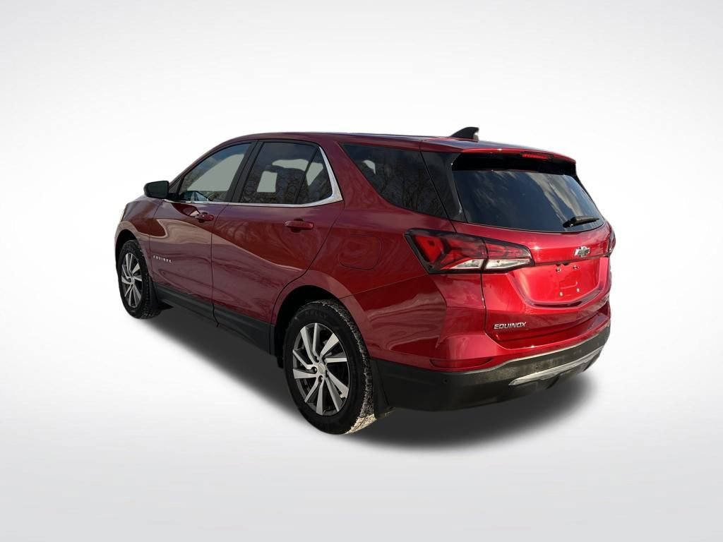 Used 2024 Chevrolet Equinox LT w/ LPO, Floor Liner Package image 3
