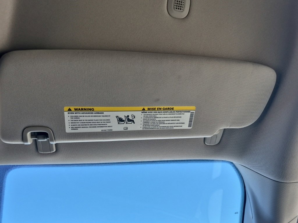 Certified 2024 Chrysler Pacifica Touring-L image 48